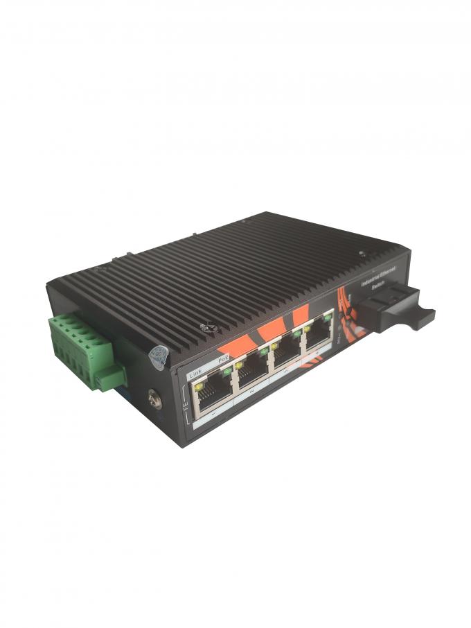 Anti Static 4 Port Industrial Ethernet Switch 10/100M With 1 SC Fiber Port 24V